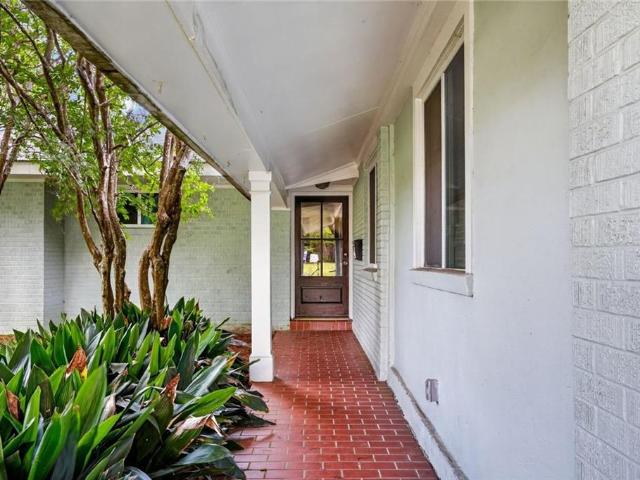5723 Bancroft Drive