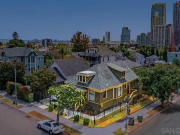 572 21st St, San Diego, CA 92102 | MLS #260012