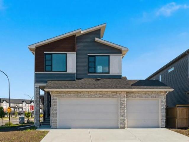 572 Belmont Heath Sw, Calgary, AB, T2X 4H4 house for sale | Listing ID A2333 | Royal LePage