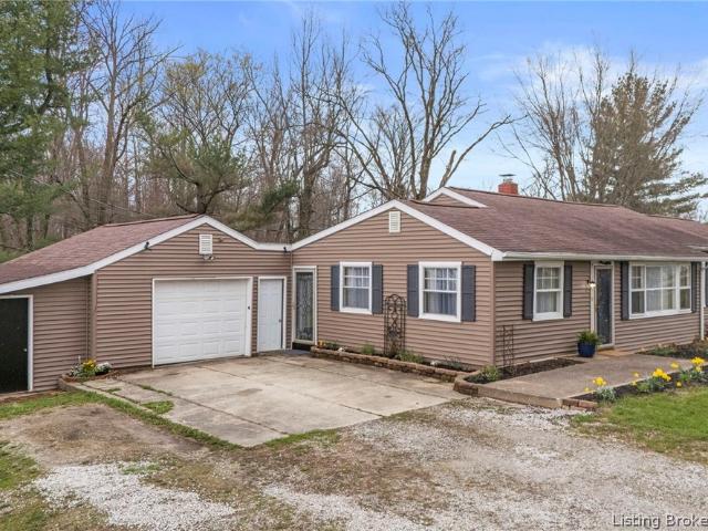 572 S Grange Hall
