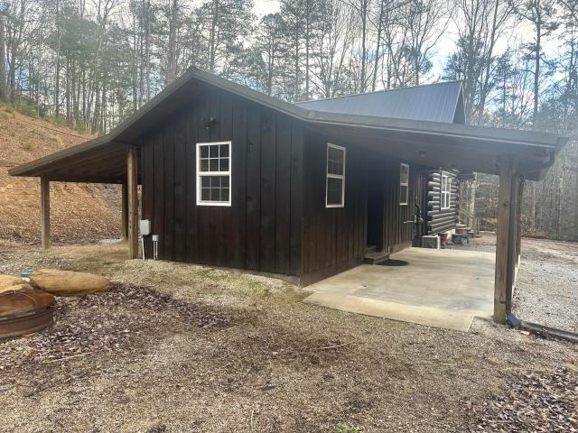 572 Paradise Drive