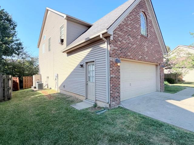 572 Thames Circle