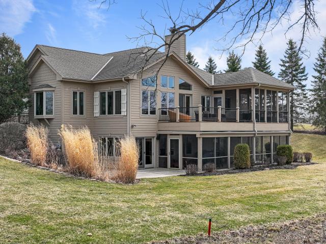 572 Trevino Dr