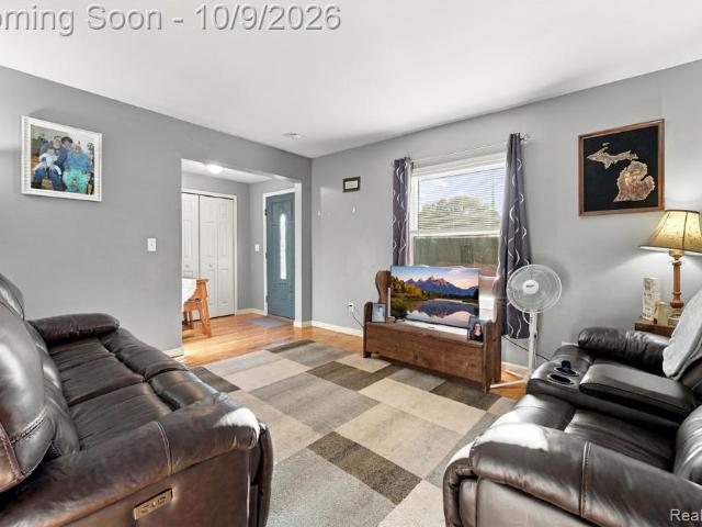 5735 Huron Street