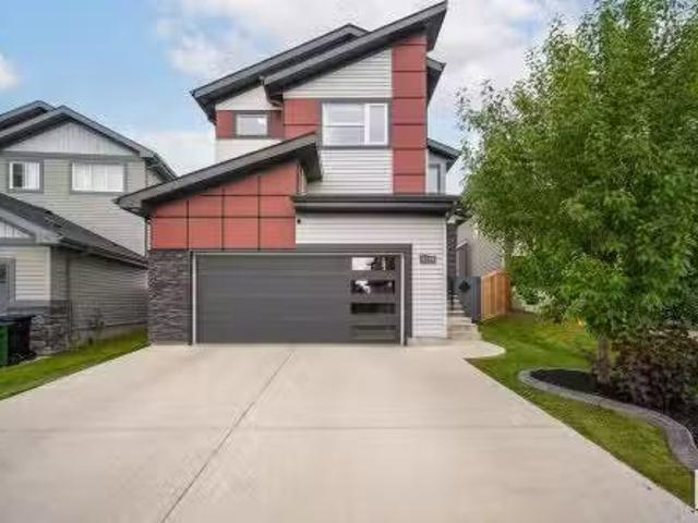 5739 Greenough Landing Landing, Edmonton, AB, T5T 7J7 house.
