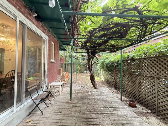 5730 Rue Waverly