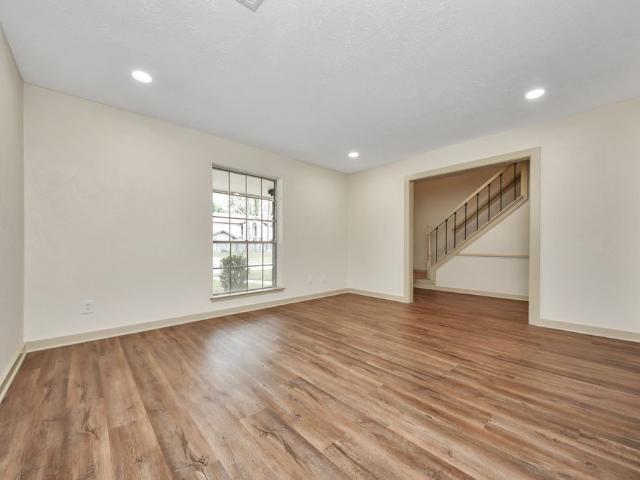 5731 Lodge Creek Drive