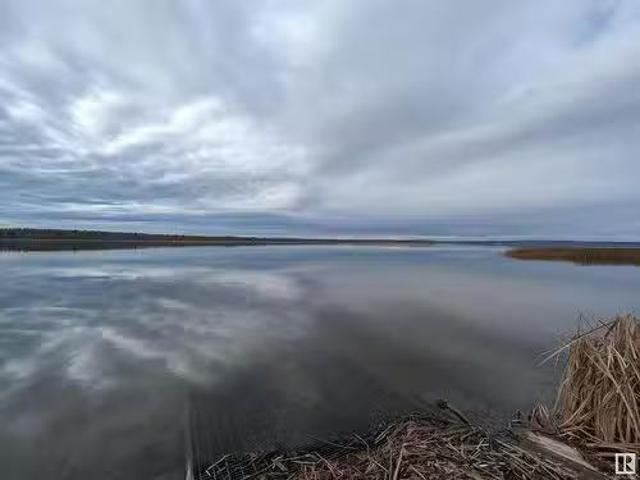 #573 461032 Hwy 13, Rural Wetaskiwin County, AB, T0C 0T0 vac.