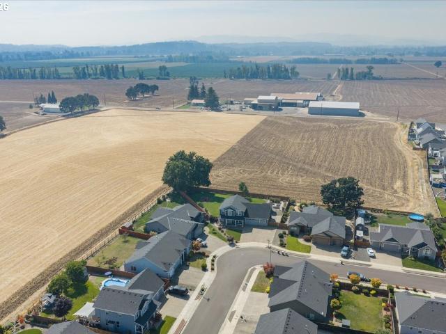 5746 ne tuscan loop