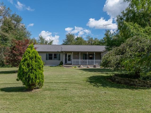 5749 Pioneer Rd, Osseo, MI 49266
