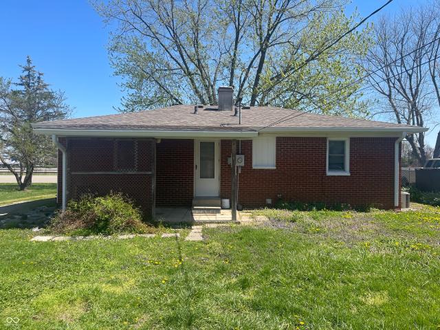 5743 N Frontage Road