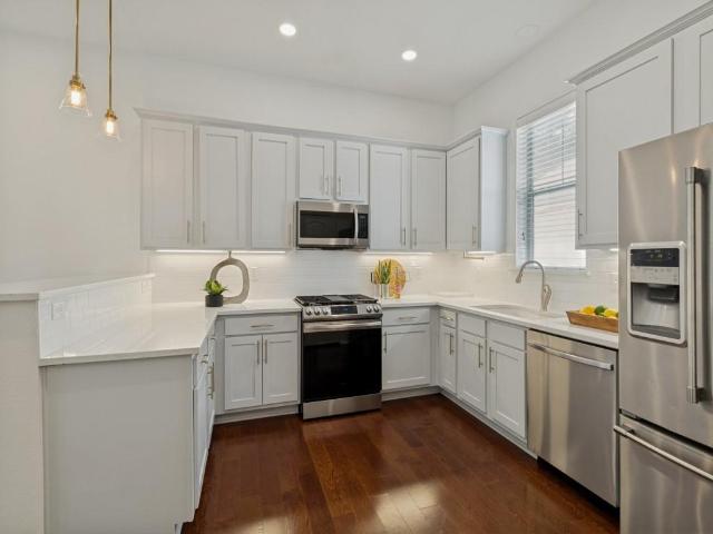 5743 Prospect Avenue # 102