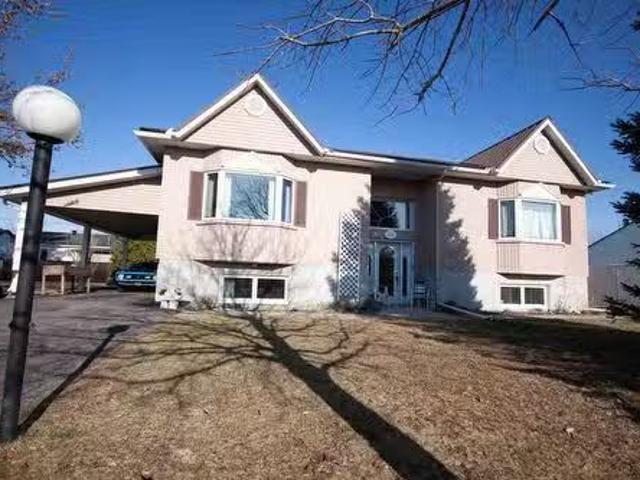 574 Av. Fortin, Hemmingford Village, QC, J0L 1H0 house for.