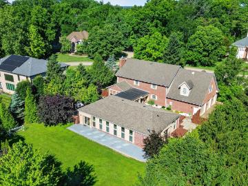 574 Grayburn Court