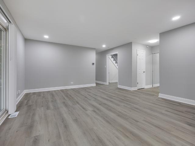 574 ridge Avenue