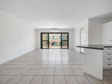 57/53 Mcmillan Crescent