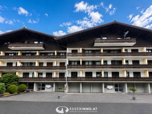 5753 Saalbach: Zweitwohnsitz ! Ab auf die Piste ! möblierte Ferienwohnung ca. 42m², separates Schlafzimmer, sonniger Balkon, Hallenbad, Parkplatz !