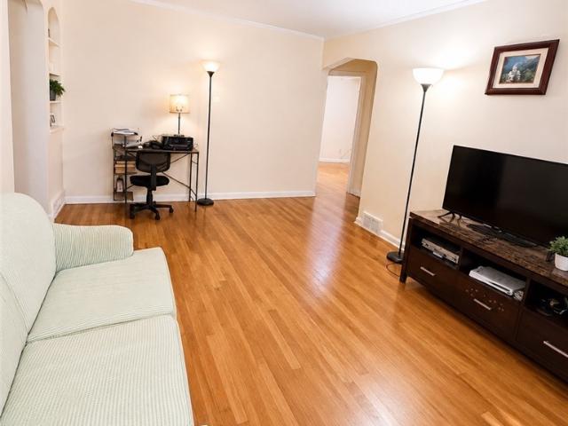 5753 W 46th Street