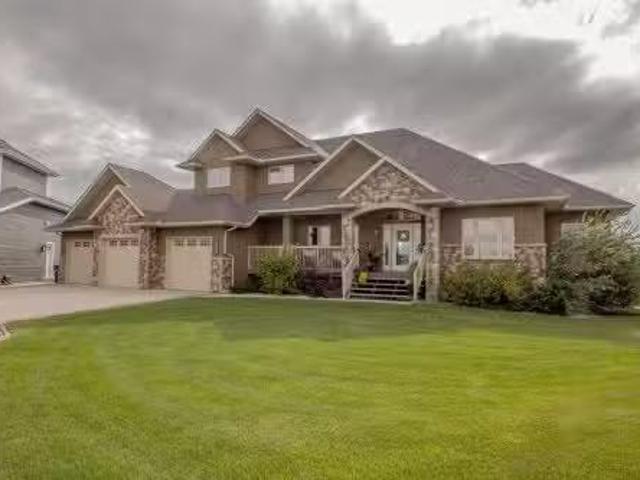 5753 43 Ave, St. Paul Town, AB, T0A 3A1 house for sale List.