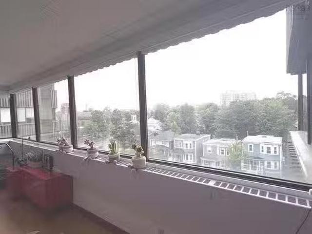 575 5991 Spring Garden Road, Halifax, NS, B3H 1Y6 commercial.