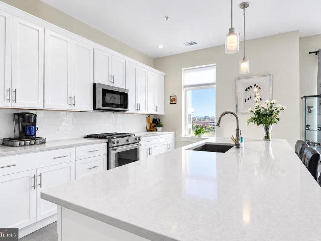 575 S Goddard Boulevard # 512