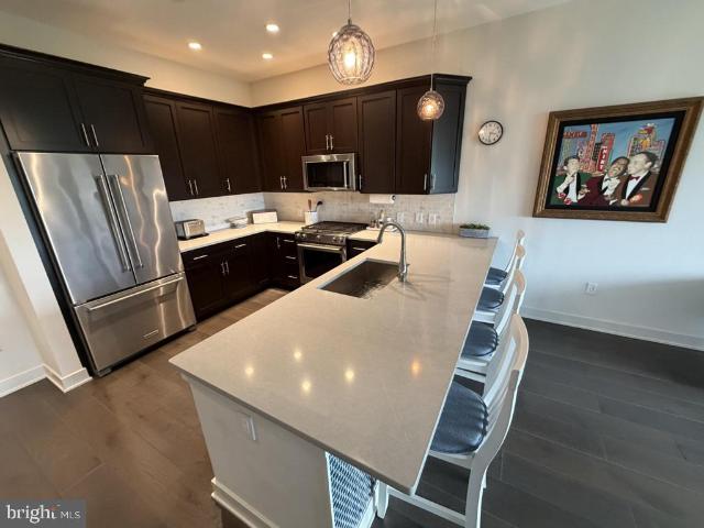 575 S Goddard Boulevard # 514