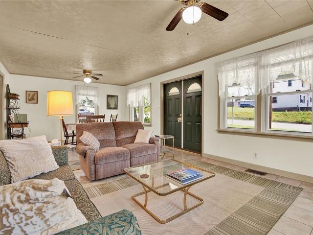 575 Stoystown Rd