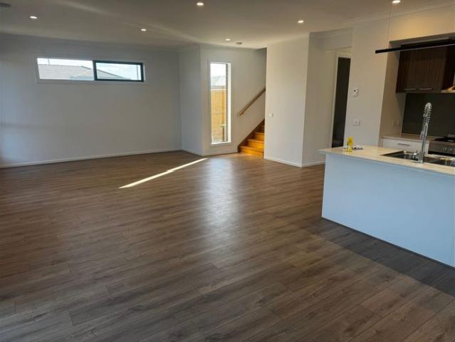 $575 PW ALMOST NEW HOME AVAIL. NOW
