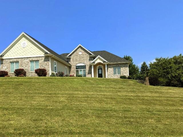 5765 Stefanie Way