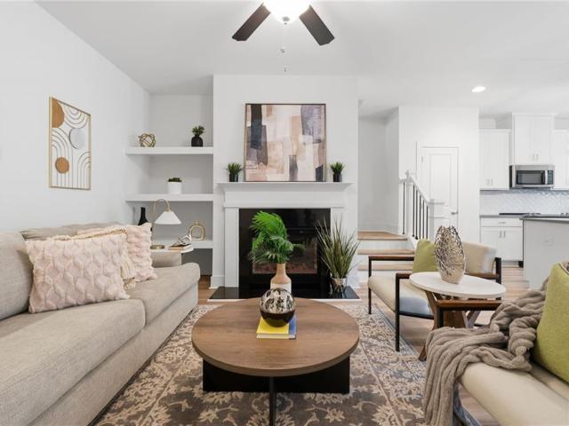 5768 Calle Vista Drive
