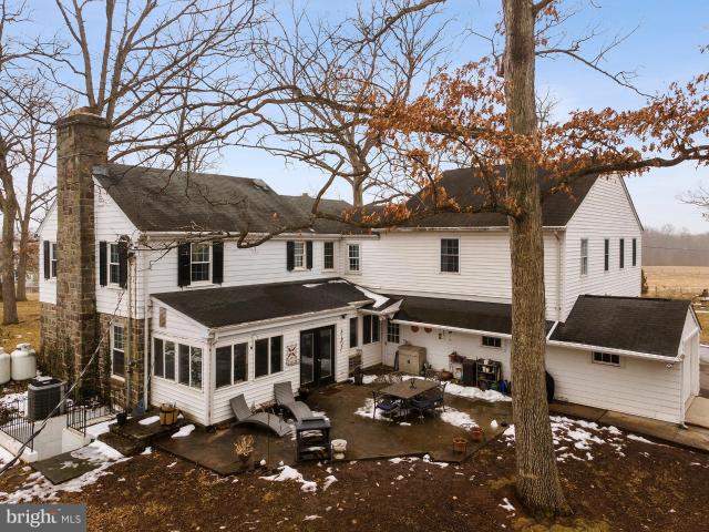 5760 Taneytown Pike, Taneytown, MD 21787 | MLS #MDCR2032