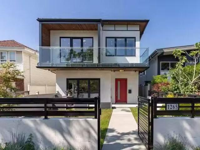 57630048 1265 26th Ave E