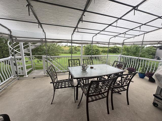 576 Av. de Cherbourg