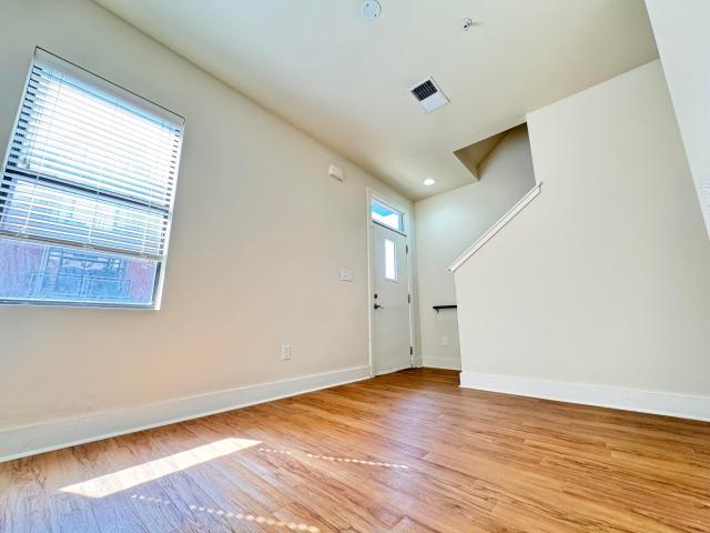 576 Bolivar Street