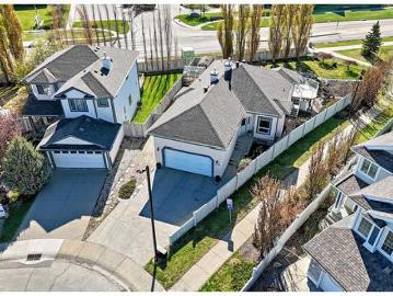 576 Glenwright Cr Nw, Edmonton, AB, T5P 4E6 house for sale | Listing ID E4495 | Royal LePage