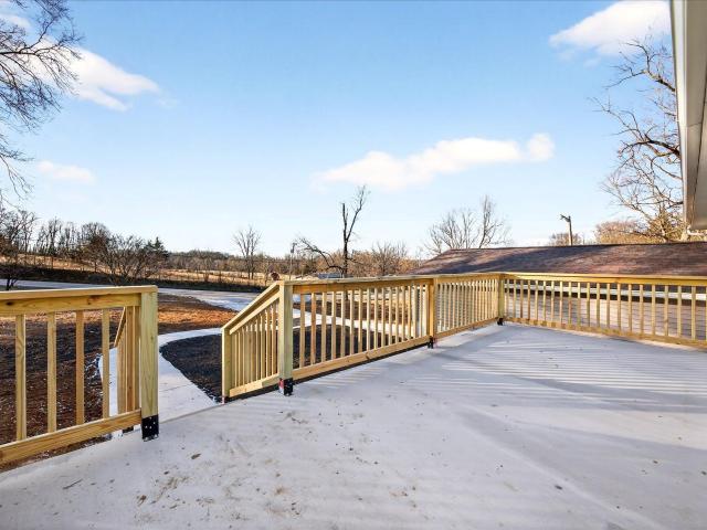 576 N Hartstrait Road