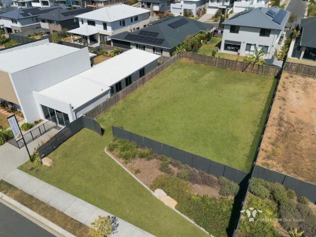 576m² | Approx. 18m x 32m | Premium Display Village Position | Registered & Ready to Build