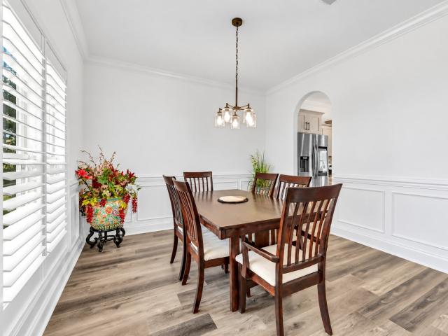 577 Dexter Dr