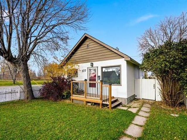 577 Harbison Ave, Winnipeg, MB, R2L 0Z1 house for sale | Listing ID 202626 | Royal LePage