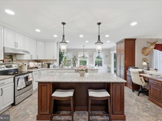 577 Pinnacle Drive