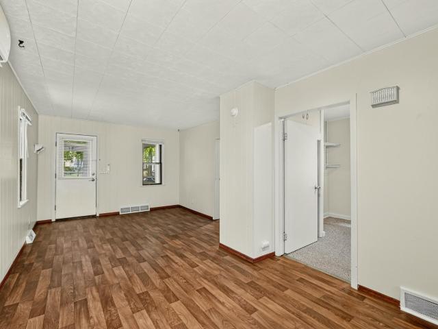 577 W Sanborn Street