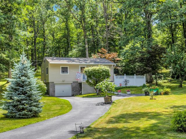 577 Wood Road