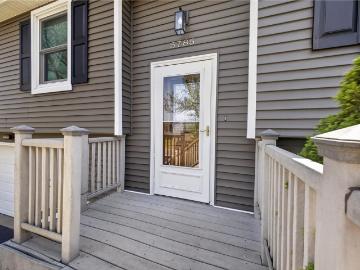 5785 Clover Meadow Lane