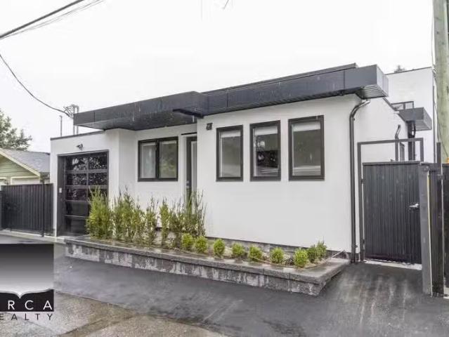 57888517 639 5th St E