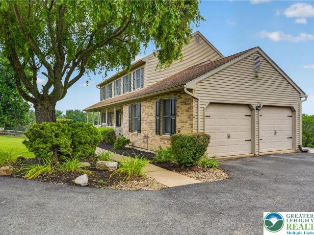 5783 Shady Lane