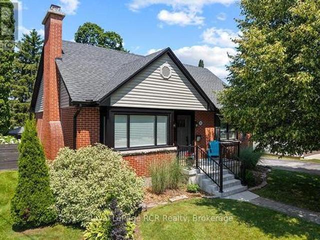 578 7Th Street W, Owen Sound, ON, N4K 3L6 house for sale | Listing ID X13636 | Royal LePage