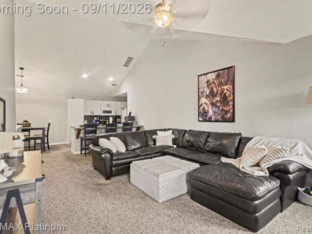 578 Olde English Circle