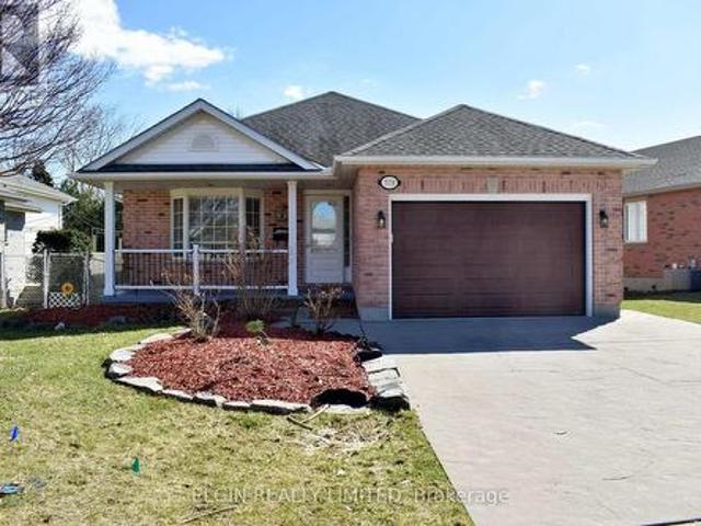 578 Wellington Street, St. Thomas, ON, N5R 6E1 house for sale | Listing ID X13451 | Royal LePage