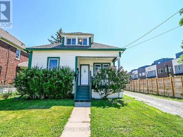 5790 Robinson Street, Niagara Falls Dorchester, ON, L2G 2B2 house for sale | Listing ID X13656 | Royal LePage