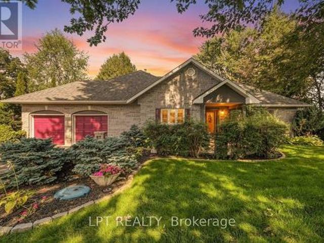 5791 Kelly Marie Drive, Ottawa, ON, K4M 1B3 house for sale | Listing ID X13741 | Royal LePage